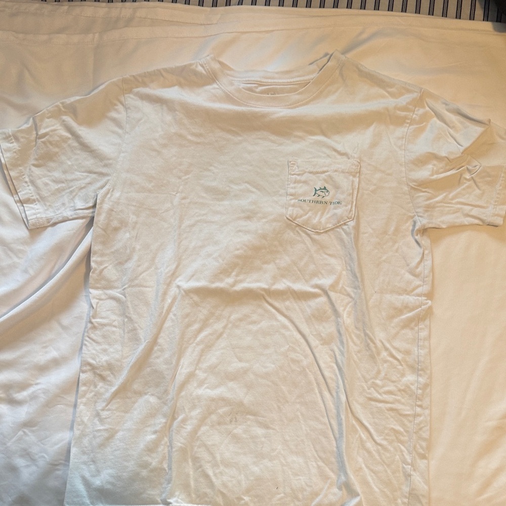 Southern tide white tee shirt